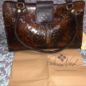 Patricia Nash Rienzo ‘Bark Leaves’